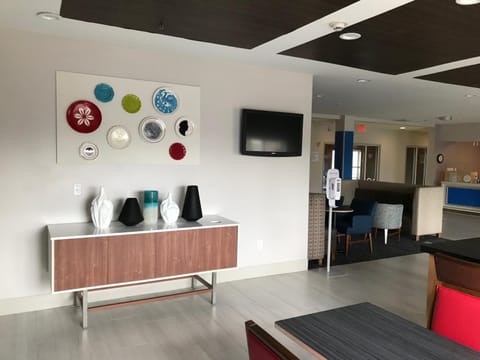 Holiday Inn Express Toledo West - Napoleon By IHG Hotel in Ohio