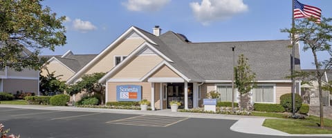 Sonesta ES Suites Ann Arbor Hotel in Ann Arbor