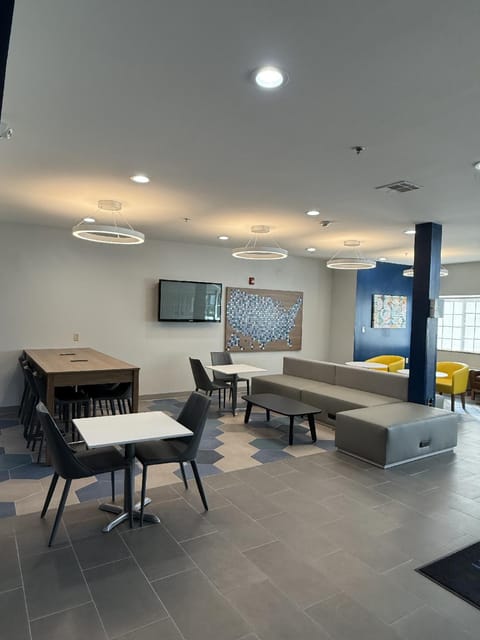 Microtel Inn & Suites by Wyndham Baton Rouge Airport Hotel in Baton Rouge