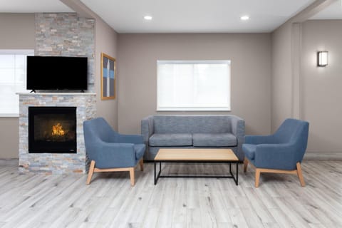 AmericInn by Wyndham Eagle River Downtown Hotel in Eagle River