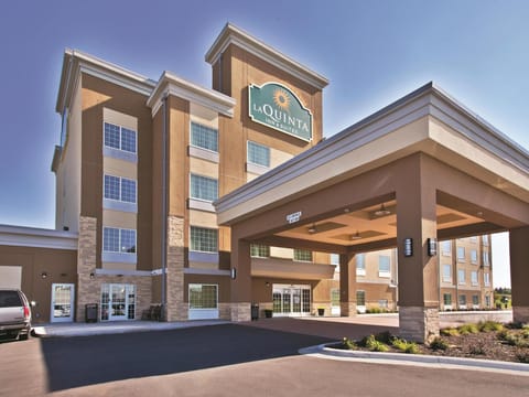 La Quinta Inn & Suites by Wyndham Rochester Mayo Clinic S Hotel in Rochester