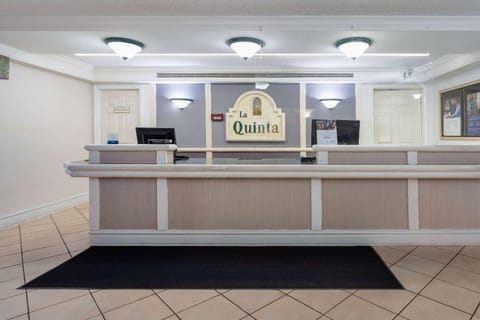La Quinta Inn by Wyndham Pensacola Hotel in Pensacola