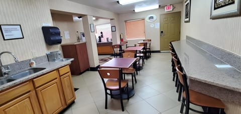 FairBridge Inn & Suites McDonough Hotel in McDonough