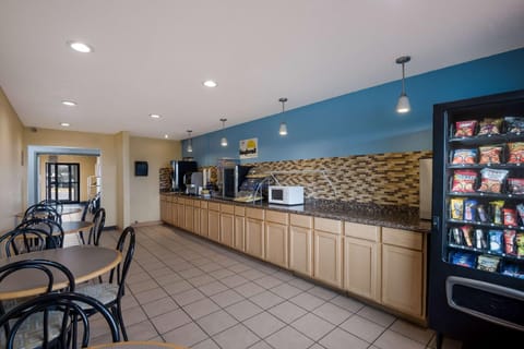Days Inn by Wyndham Ankeny - Des Moines Hotel in Ankeny