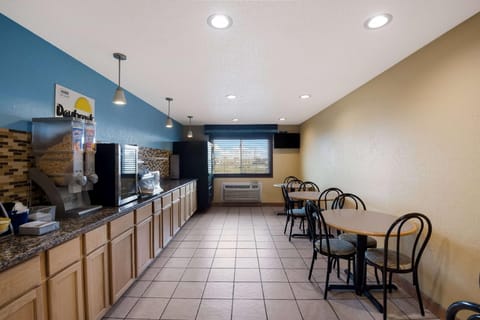 Days Inn by Wyndham Ankeny - Des Moines Hotel in Ankeny