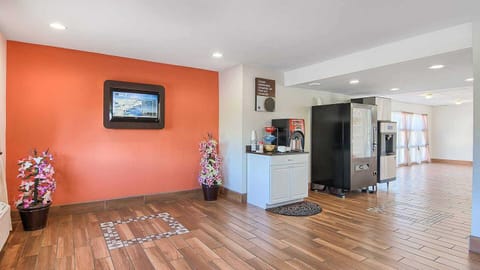 Motel 6 Harrisonburg, VA - South Hotel in Harrisonburg