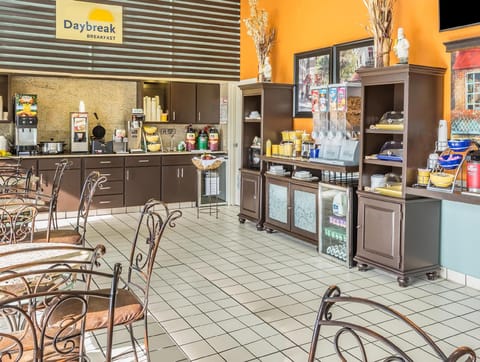 Days Inn by Wyndham Lake Park/Valdosta Hotel in Georgia