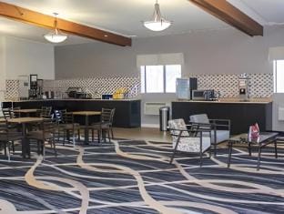 Days Inn by Wyndham Watertown Hotel in Watertown