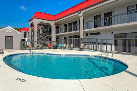 SureStay by Best Western Lenoir City Hotel in Watts Bar Lake