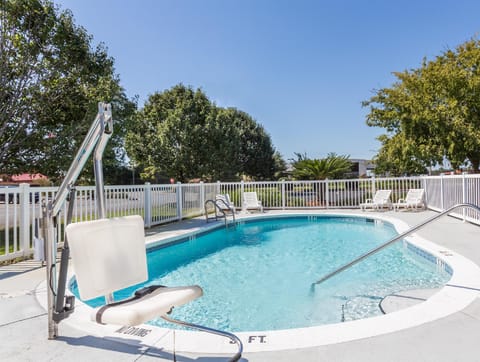 Microtel Inn & Suites by Wyndham Marianna Hotel in Alabama