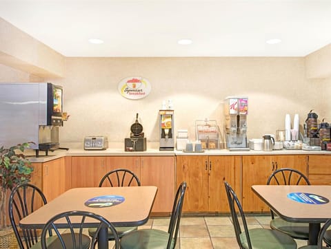 SureStay by Best Western Sacramento South Natomas Hotel in Sacramento