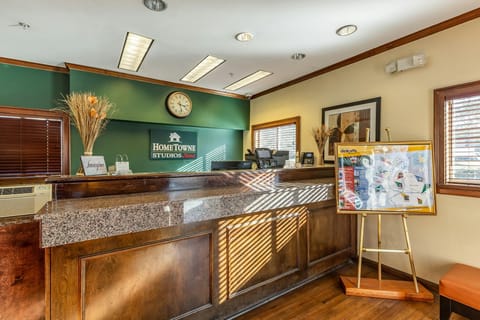 HomeTowne Studios Atlanta - Chamblee Hotel in Chamblee