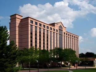 The Henry, Autograph Collection Hotel in Dearborn Heights