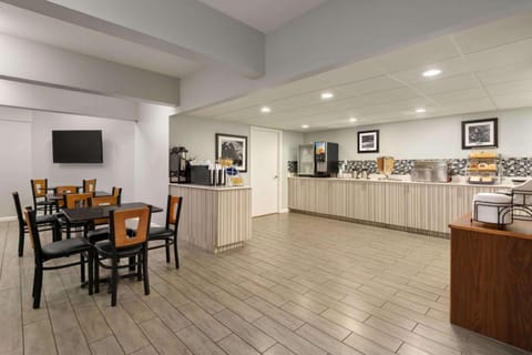 Gatlinburg River Inn Hotel in Gatlinburg