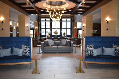 Chicago Marriott Suites O'Hare Hotel in Rosemont