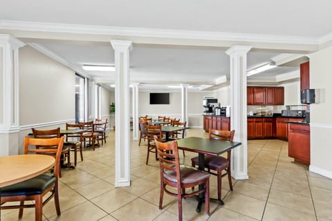 Econo Lodge Mt Hope - Beckley North Hotel in West Virginia