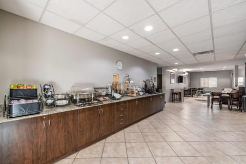 Microtel Inn & Suites by Wyndham Pearl River/Slidell Hotel in Slidell