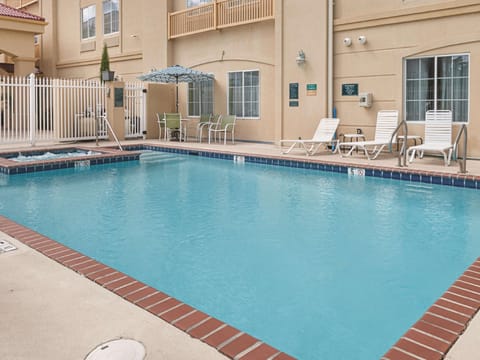 La Quinta Inn & Suites by Wyndham Slidell - North Shore Area Hotel in Slidell
