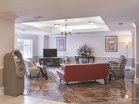 La Quinta Inn & Suites by Wyndham Slidell - North Shore Area Hotel in Slidell