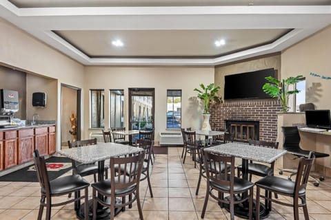 Super 8 By Wyndham Terre Haute Hotel in Terre Haute