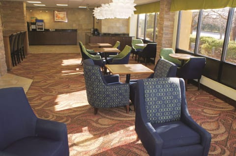 La Quinta Inn by Wyndham Davenport & Conference Center Hotel in Bettendorf