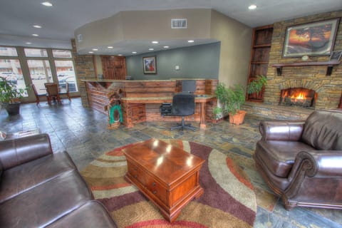 Crossroads Inn & Suites Motel in Gatlinburg