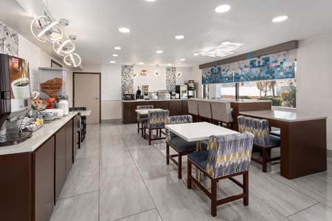 Super 8 By Wyndham Prattville Montgomery Hotel in Millbrook