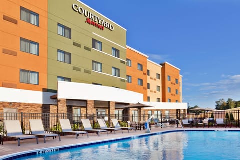 Courtyard by Marriott Auburn Hotel in Auburn