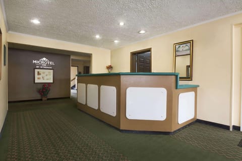 Microtel Inn & Suites by Wyndham Columbia Two Notch Rd Area Hotel in Dentsville