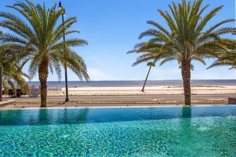 Holiday Inn Express Gulfport Beach By IHG Hotel in Gulfport