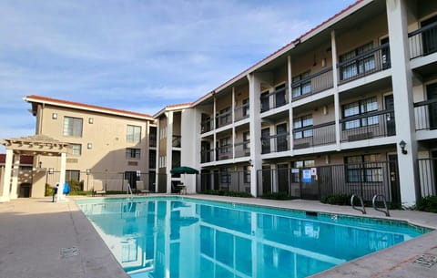 La Quinta Inn by Wyndham Fresno Yosemite Hotel in Fresno