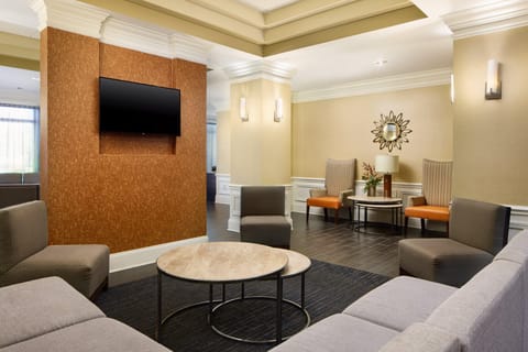 Holiday Inn Express & Suites Alpharetta By IHG Hotel in Alpharetta