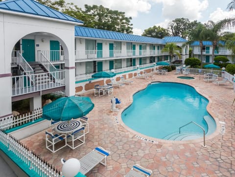 Days Inn & Suites by Wyndham Port Richey Hotel in Bayonet Point
