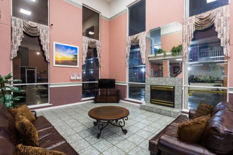 Days Inn & Suites by Wyndham Port Richey Hotel in Bayonet Point