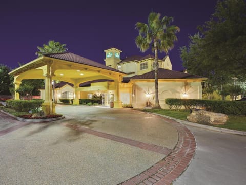 La Quinta Inn & Suites by Wyndham Houston West Park 10 Hotel in Addicks