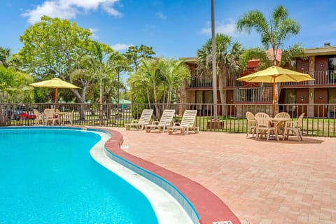 Days Inn by Wyndham Bradenton - Near the Gulf Hotel in Bradenton