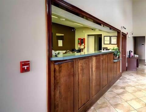 Highland Inn Inn in Gonzales