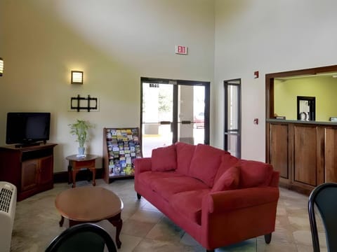 Highland Inn Inn in Gonzales