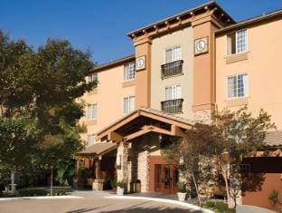 Larkspur Landing Extended Stay Suites Pleasanton Apartment hotel in Dublin