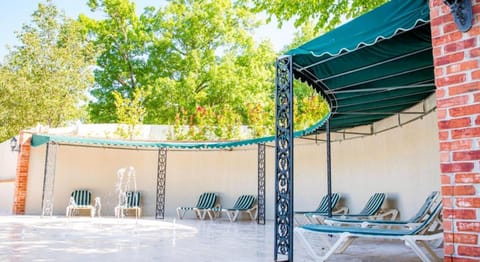 French Quarter Resort Resort in Branson