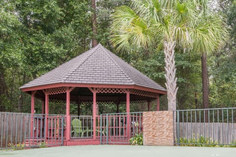 Howard Johnson by Wyndham Dothan Hotel in Dothan