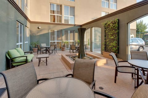 Fairfield by Marriott Inn & Suites San Francisco Airport/Millbrae Hotel in Millbrae