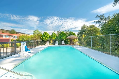 Howard Johnson by Wyndham Aiken Hotel in Aiken