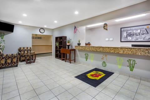 Super 8 By Wyndham Fort Dodge Ia Hotel in Fort Dodge