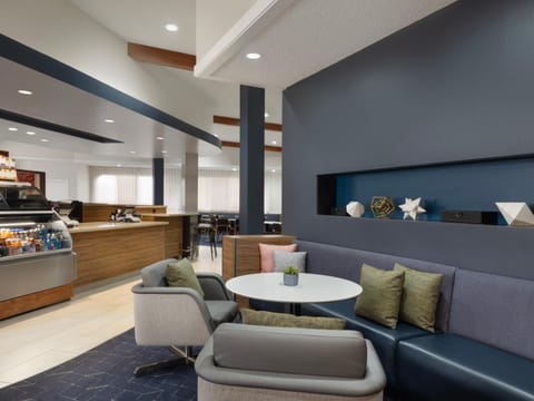 Courtyard by Marriott Santa Fe Hotel in Agua Fria