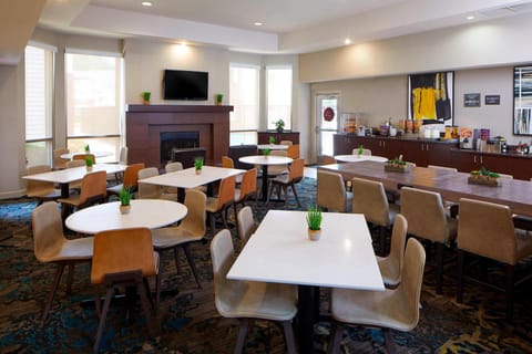 Residence Inn by Marriott Atlanta Airport North/Virginia Avenue Hotel in Hapeville