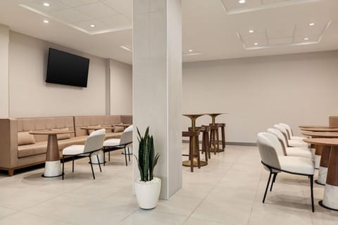 Wyndham Garden Atlanta Airport Hotel in College Park