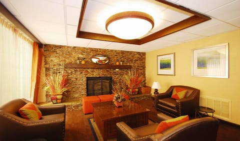 Holiday Inn Express Forsyth By IHG Hotel in Forsyth