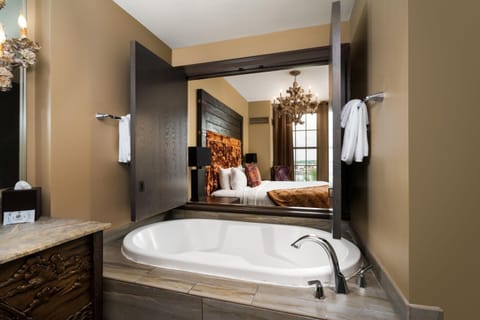 The Bohemian Hotel Savannah Riverfront, Autograph Collection Hotel in Savannah