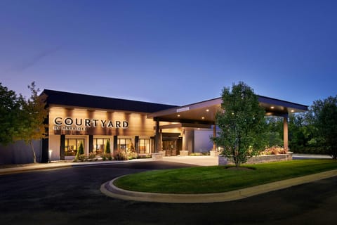 Courtyard by Marriott Chicago Highland Park/Northbrook Hotel in Northbrook